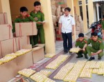 Gần 40.000 quả trứng gà Trung Quốc giá 500 đồng