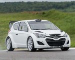 Hyundai đưa i20 trở lại với giải đua WRC