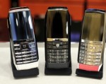 Bộ ba điện thoại 'độc' giá trăm triệu đồng của Tag Heuer