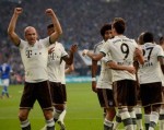 Bayern bắt kịp Dortmund tại Bundesliga