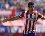 Costa qua mặt Messi trong cuộc đua vua phá lưới