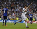 Ronaldo chơi đầu xuất thần, Real xây chắc ngôi đầu