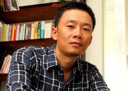 Nhà văn Nguyễn Vĩnh Nguyên